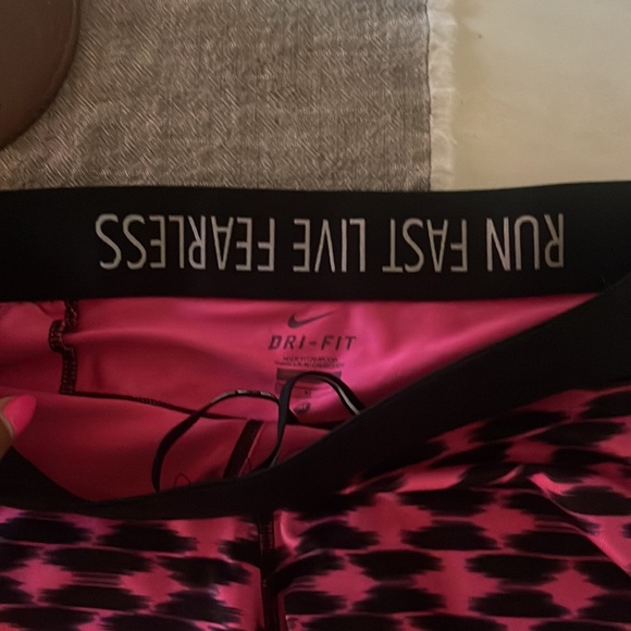 Nike shorts - Picture 2 of 5